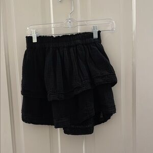 Black Tiered Aritzia Little Moon Linen Mini Skirt